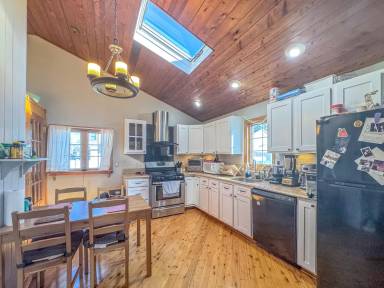 Main picture of 83 George St