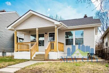 Main picture of 765 E Starr Ave