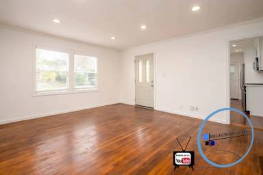 Main picture of 2425 Alameda St