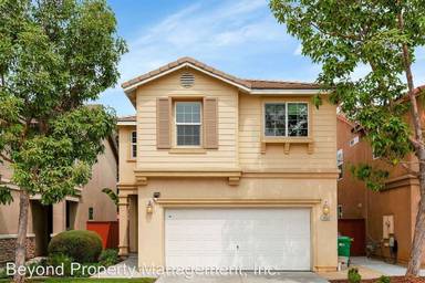 Main picture of 1466 Kestrel Ct