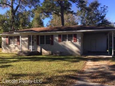 Main picture of 6 Lullwater Cir