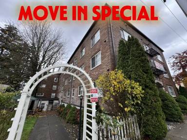 Main picture of 1121 S I St