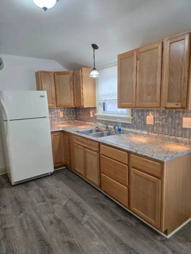 Main picture of 3061 Chase St