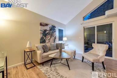 Main picture of 9414 Alcosta Blvd