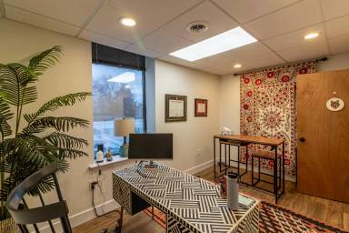 Main picture of 5150 Penn Ave