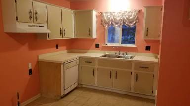Main picture of 32470 Linderman Ave