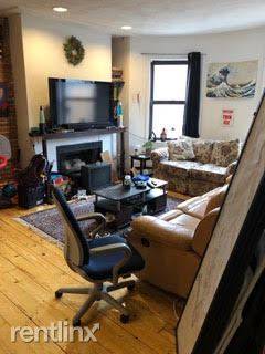 Main picture of 610 Columbus Ave