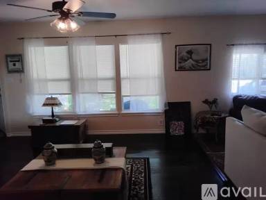 Main picture of 219 Karen Ln