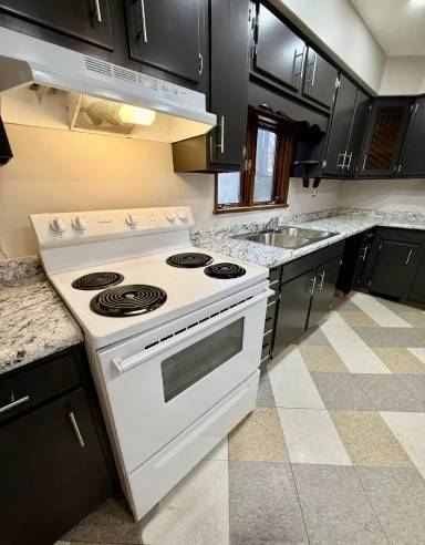 Main picture of 1122 4th Ave
