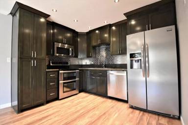 Main picture of 5030 Greenberry Dr