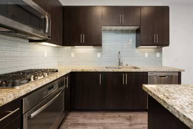 Main picture of 2390 Aperture Cir