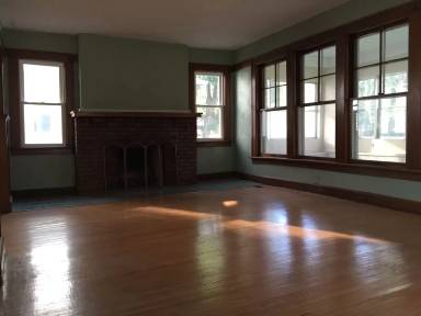 Main picture of 230 Lincoln Way