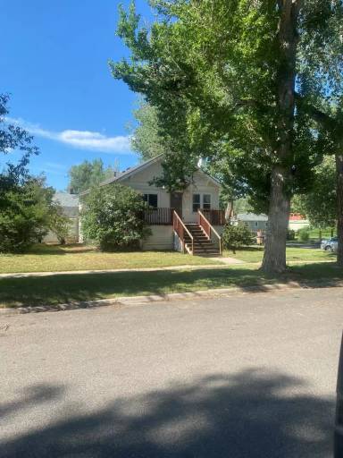 Main picture of 1400 E Kearney St