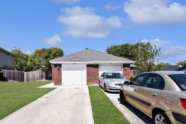 Main picture of 2303 Wales Cir