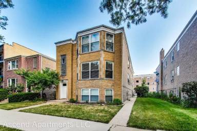 Main picture of 2734 W Farragut