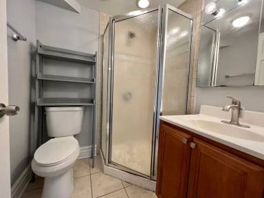 Main picture of 5656 N Kimball Ave