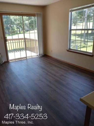 Main picture of 24 Fall Creek Trl