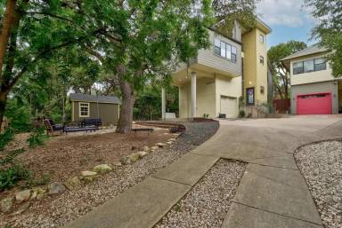 Main picture of 2608 Del Curto Rd