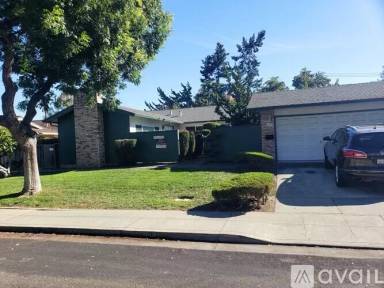 Main picture of 686 Danforth Dr