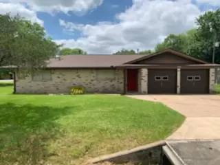 Main picture of 620 Lazy Ln
