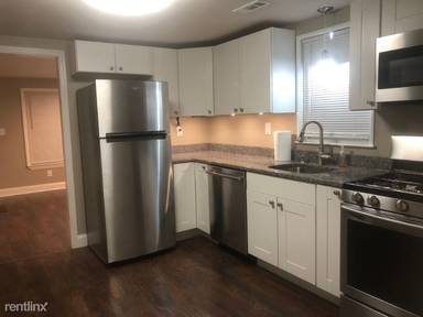 Main picture of 958 Lincoln Rd