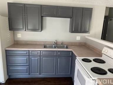 Main picture of 106 Saratoga St