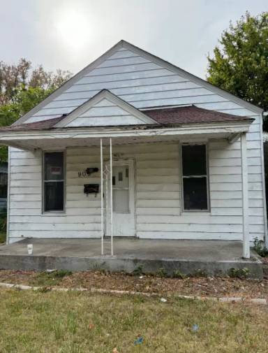 Main picture of 909 S Maffit St