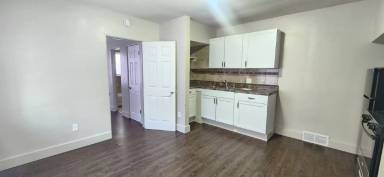 Main picture of 712 Bancroft St