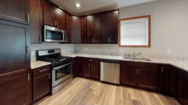 Main picture of 1014 13th Ave SE