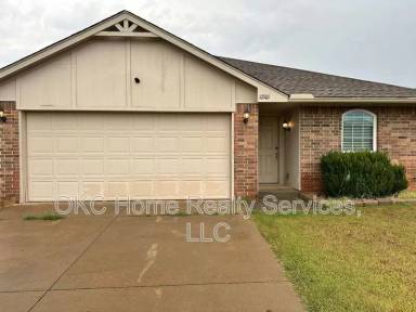 Main picture of 12101 NW 133rd Ter