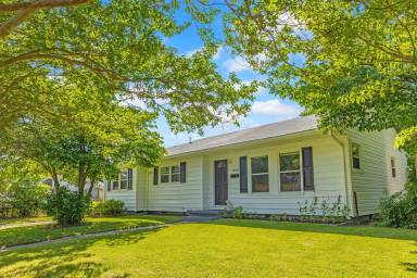 Main picture of 5529 Norlina Rd