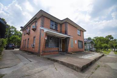 Main picture of 4712 Polk St. - 2