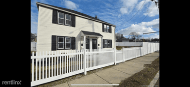 Main picture of 989 Pearl Harbor St