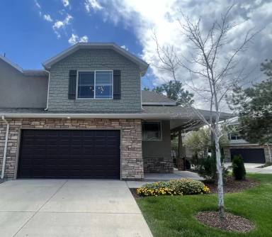 Main picture of 632 E Long Shadow Dr
