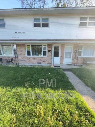 Main picture of 7044 Meadow Trl