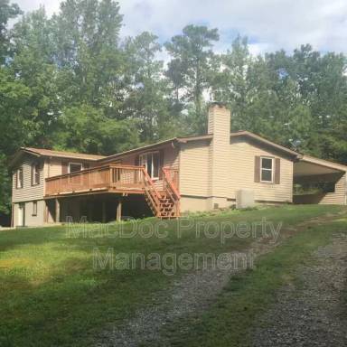 Main picture of 924 Swan Ln