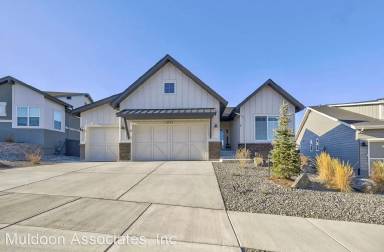 Main picture of 1053 Sir Barton Dr