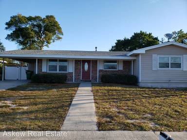 Main picture of 2301 Lake Helen Osteen Rd