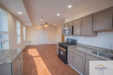 Main picture of 4032 Falls Rd
