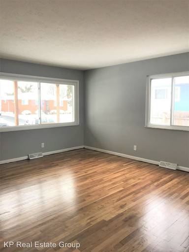 Main picture of 1304 Roberts Pl