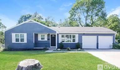 Main picture of 6004 Harvard Ave