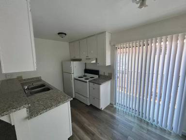 Main picture of 610 E Pine St