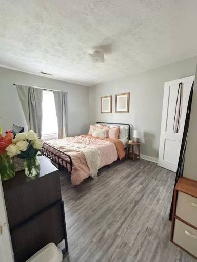 Main picture of 609 Addison Ave