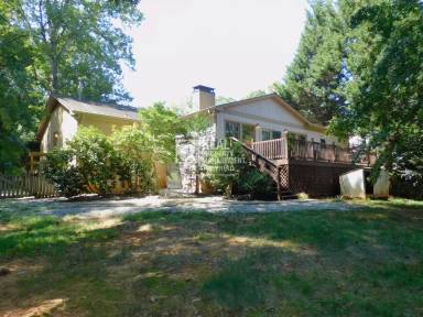 Main picture of 404 Arrowhead Dr