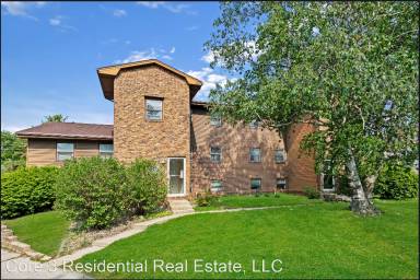 Main picture of 715 Golfcrest Rd S