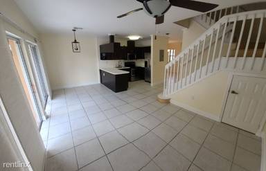 Main picture of 7783 SW 94th Ln
