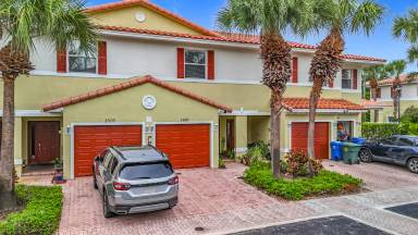 Main picture of 2505 NW 31st Ct