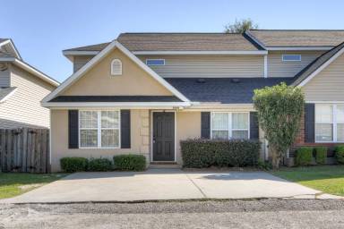Main picture of 2044 Lillian Dr