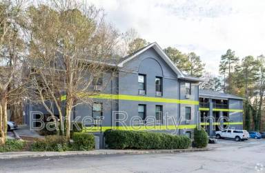 Main picture of Eh Hollyridge