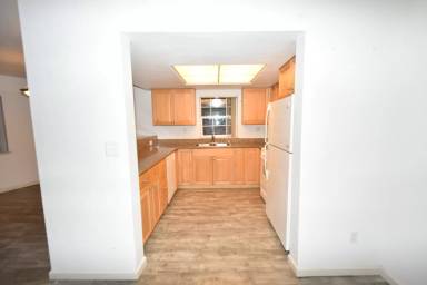 Main picture of Lakeshore View Court